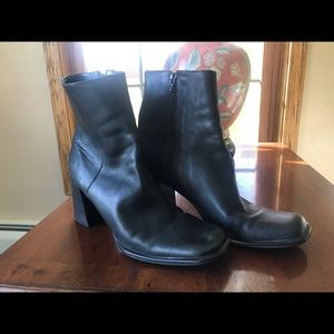 Nine West Ankle Boots size 8-1/2